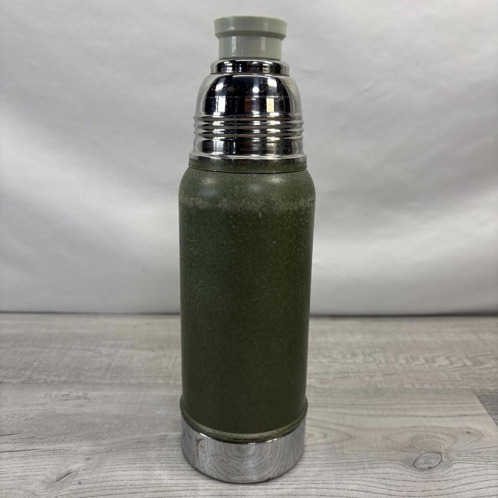 Vintage Stanley Aladdin Vacuum Bottle A 943C Pint Thermos